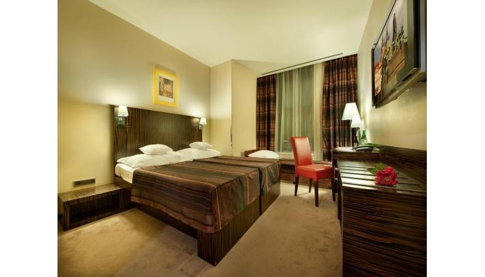 Ea Hotel Crystal Palace poza 6