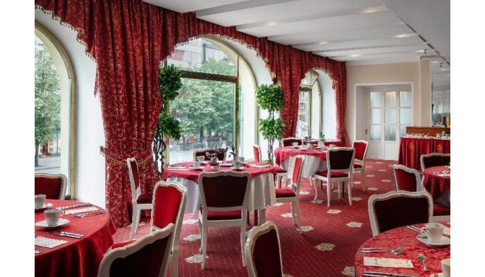 Hotel Ambassador Zlata Husa poza 3