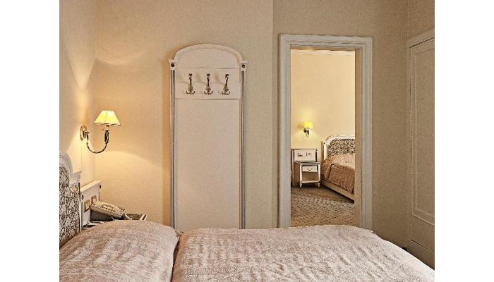 Hotel Ambassador Zlata Husa poza 6