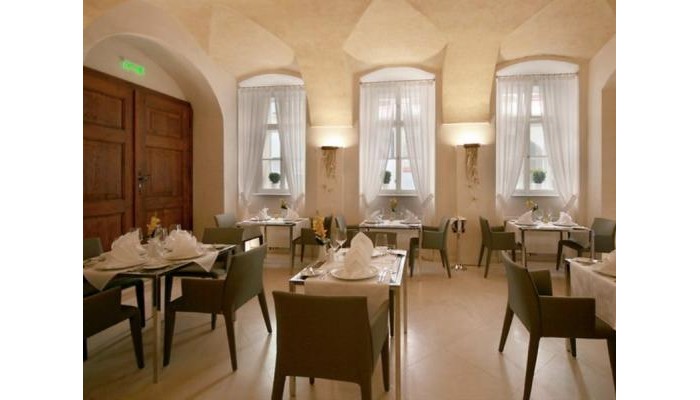 Hotel Three Storks poza 7