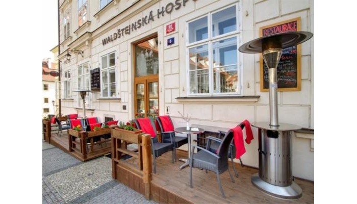 Hotel Three Storks poza 3