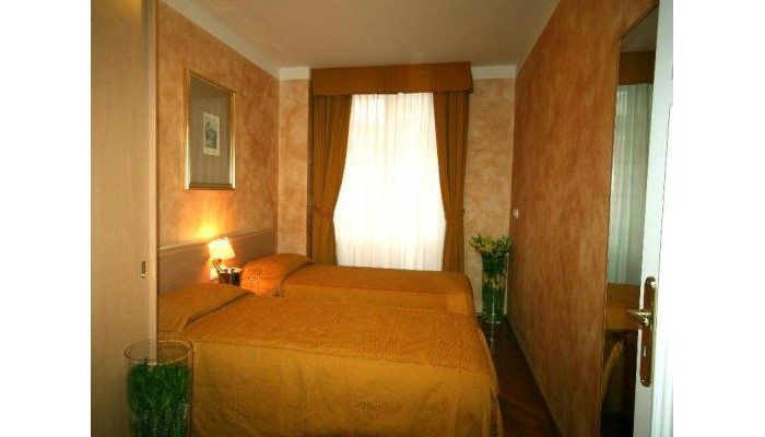 Roma Hotel poza 6