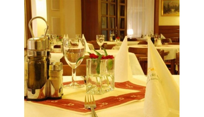 Three Crowns Hotel poza 10