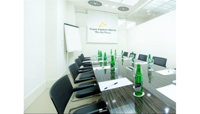 Three Crowns Hotel poza 11